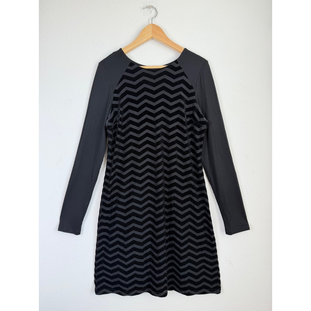 KarenKane Black Velvet Chevron Dress L Made USA Long Sleeve Mod Cocktail Holiday